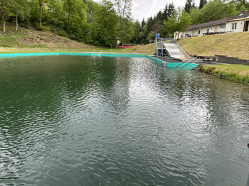 Blick auf den Zugang zum Wasser