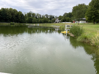 Ein Nichtschwimmerbereich ist ausgewiesen