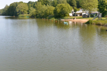 Badestelle und Campingplatz